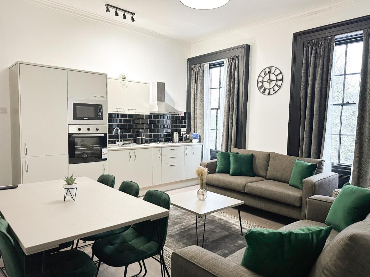 Mulberry Aparthotel Newcastle 게이츠헤드 외부 사진